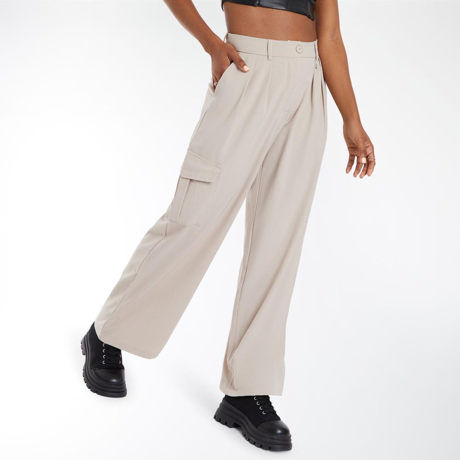 Pantal&oacute;n Tiro Medio Relax Mujer Rolly Go image number 2.0