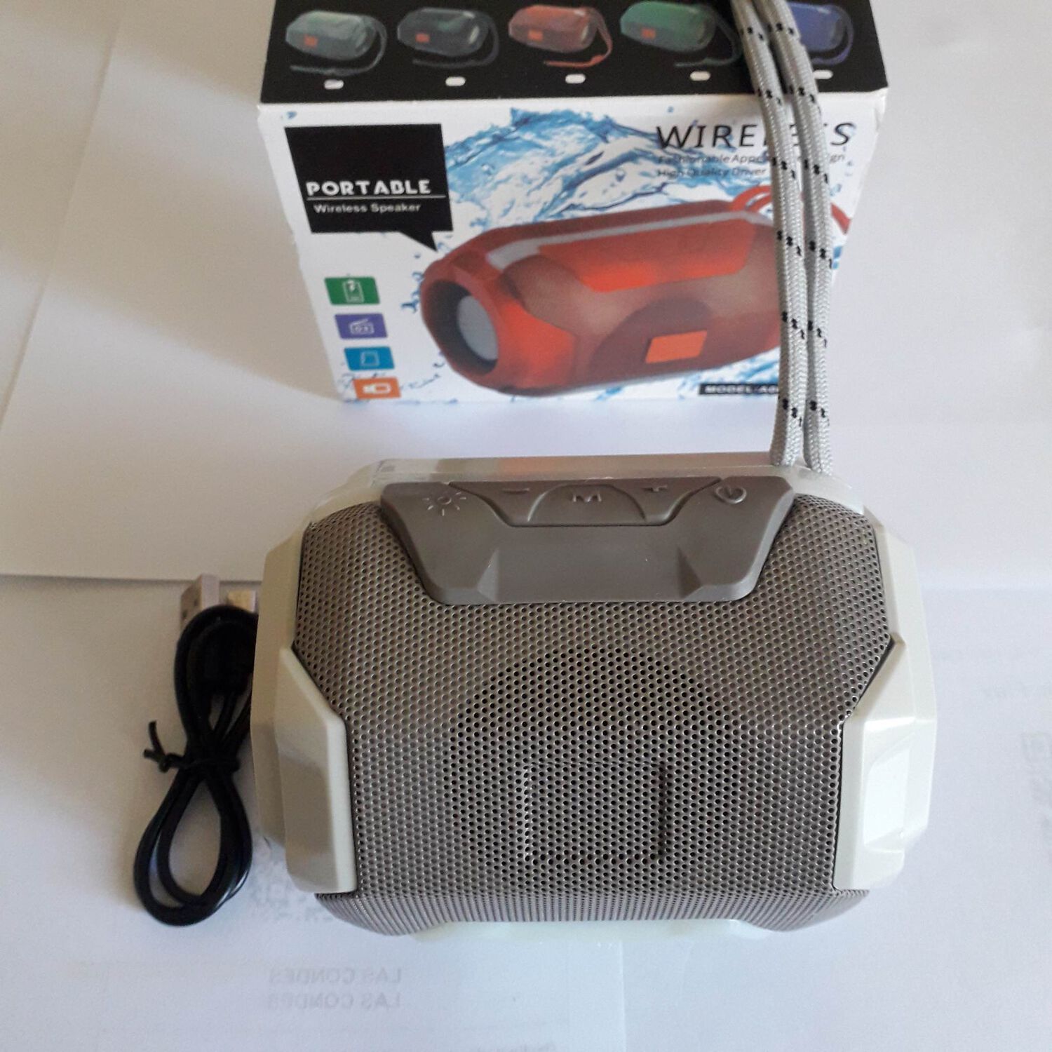 Parlante Bocina Altavoz Bluetooth Radio Fm image number 1.0