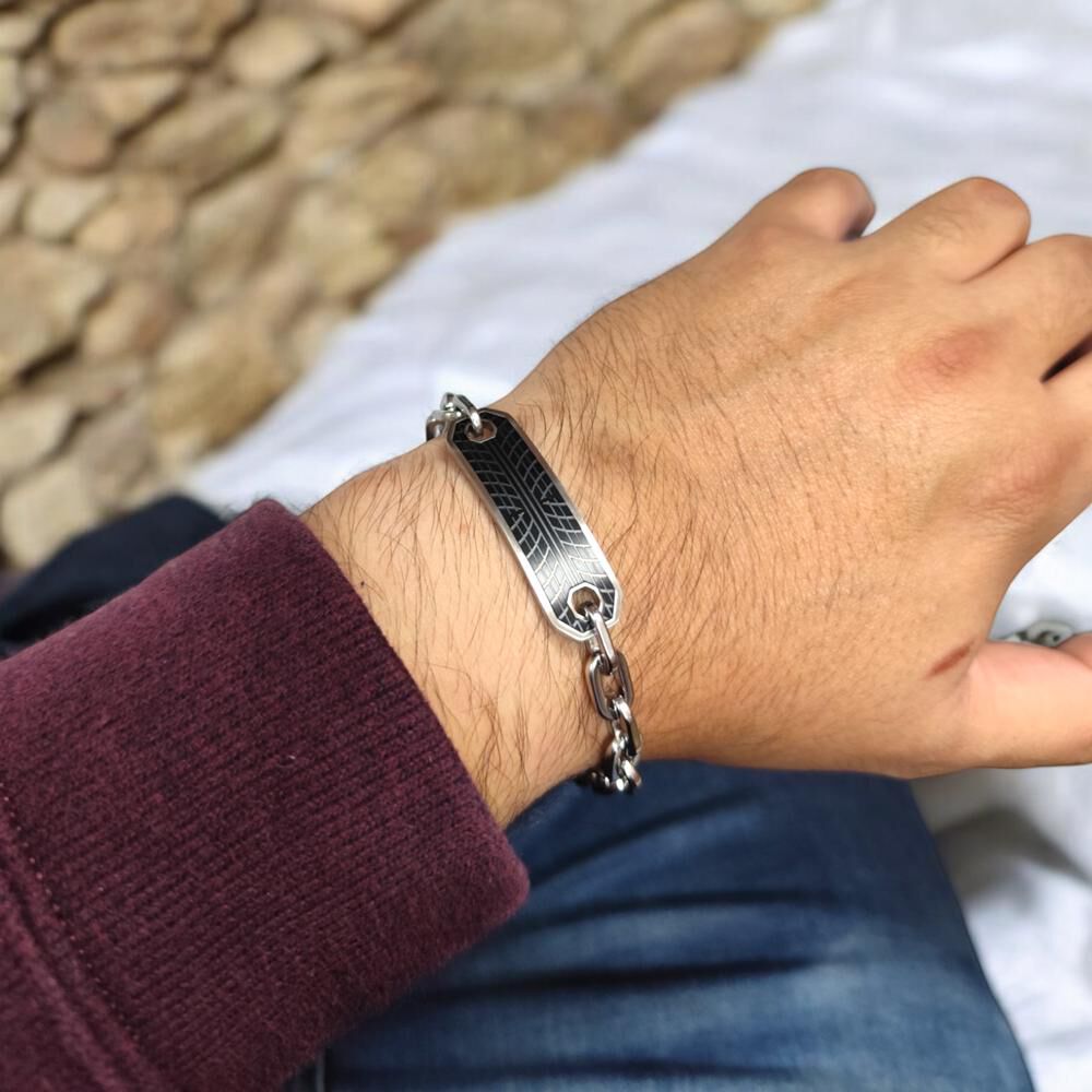 Pulsera De Hombre Cat J002b00112 Negro-plateado image number 3.0