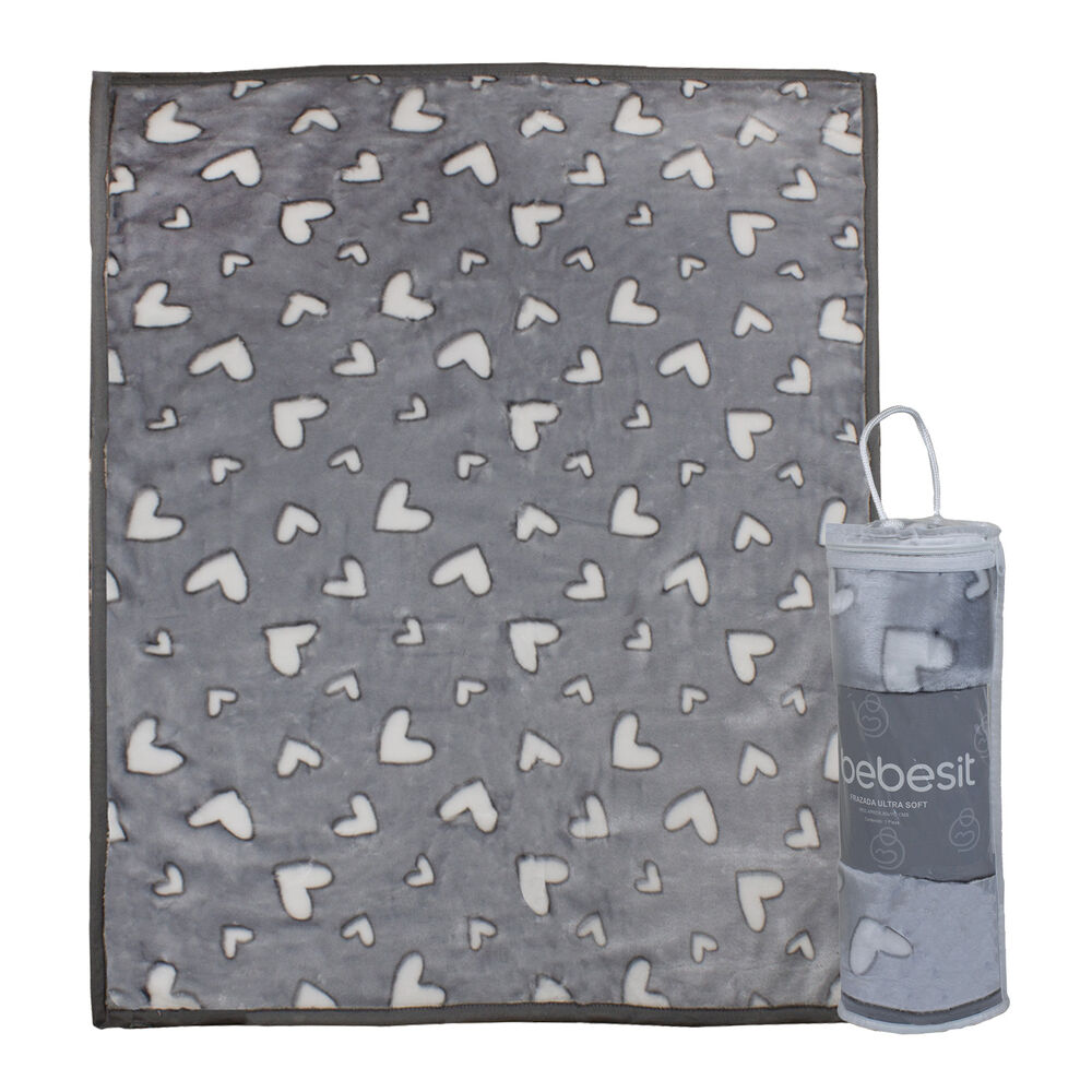 Frazada Ultra Soft Corazones 80x110cm Gris Bebesit image number 0.0