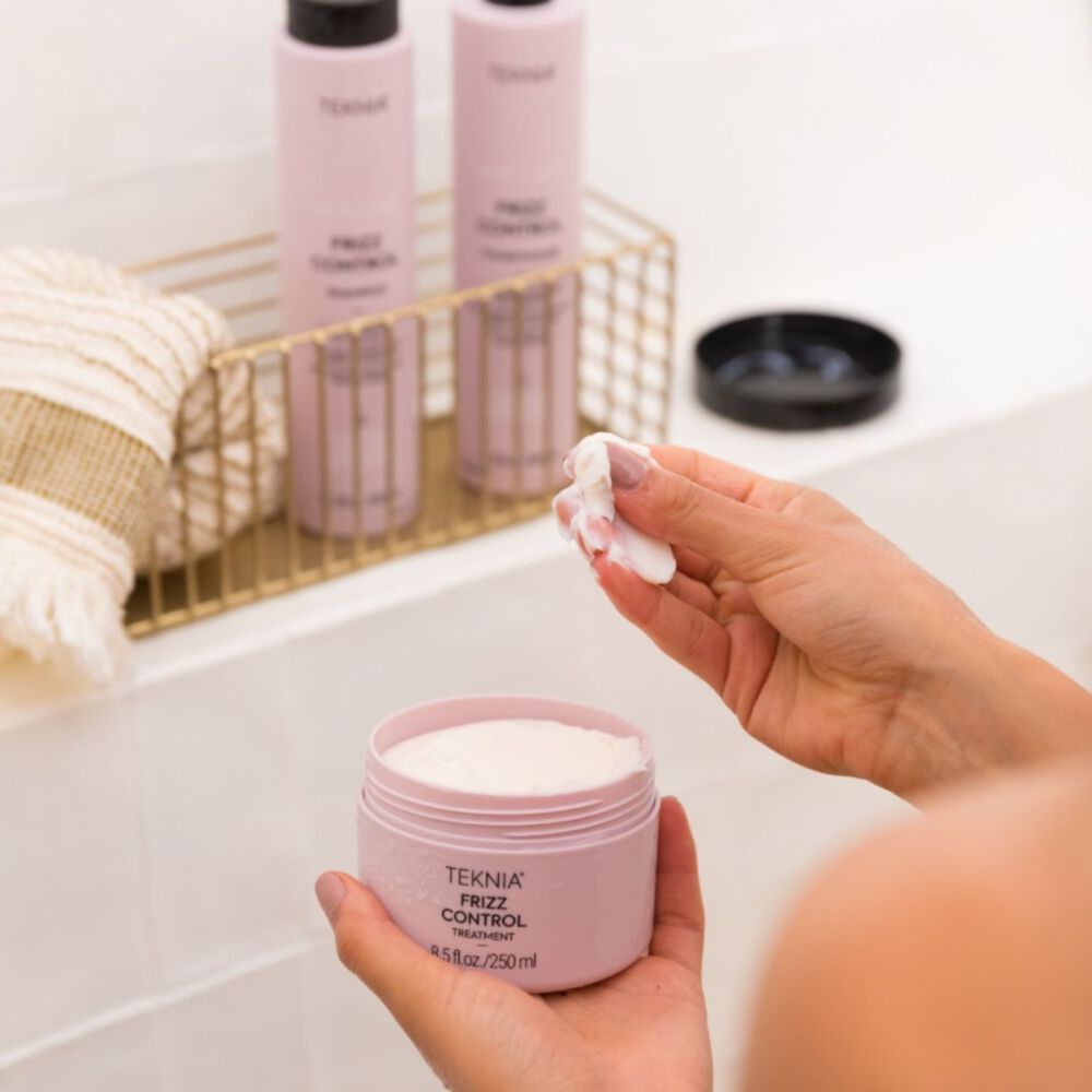 Tratamiento Lakme Teknia Frizz Control 250ml image number 4.0