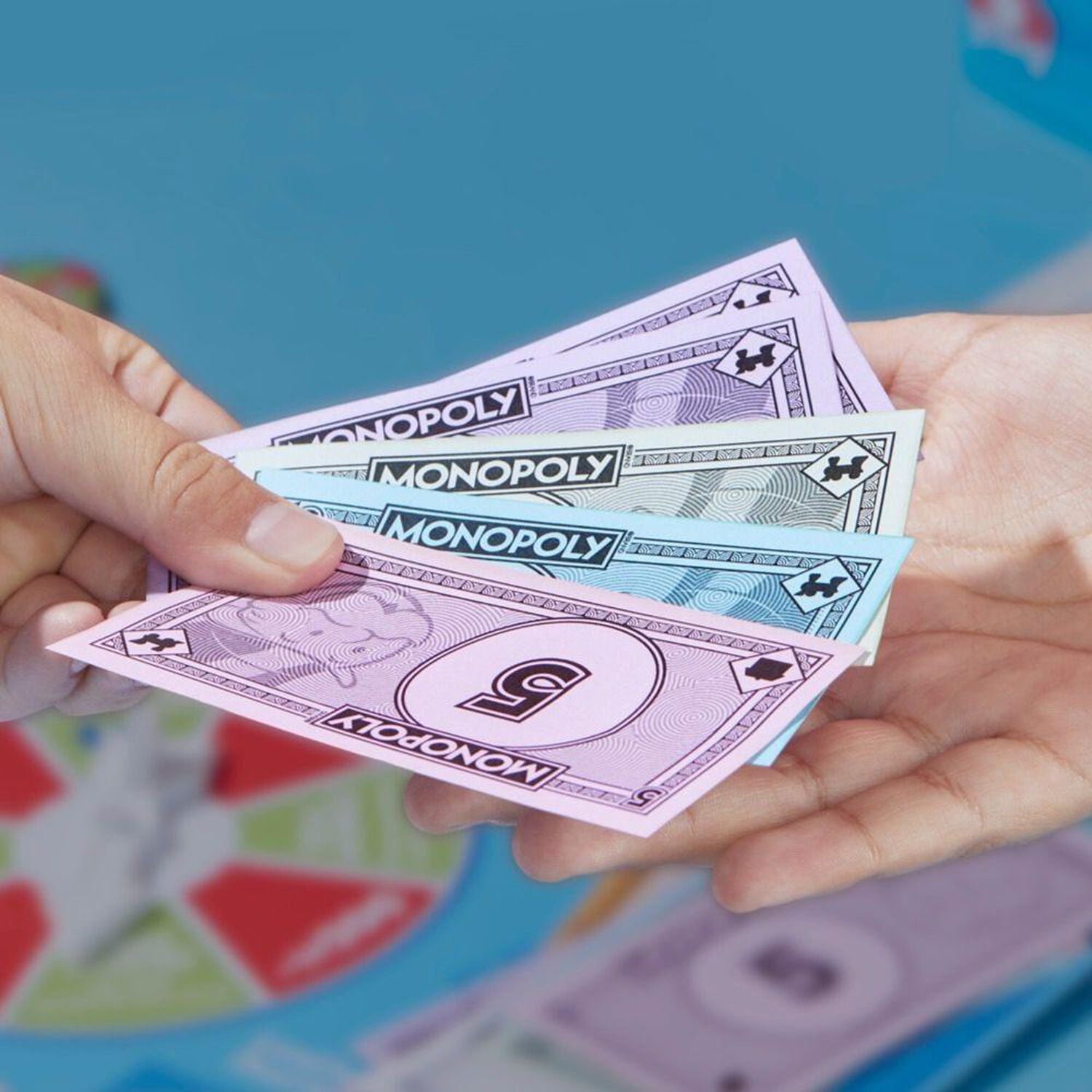 Juego De Mesa Monopoly Expansi&oacute;n Parada Libre Gran Premio image number 3.0