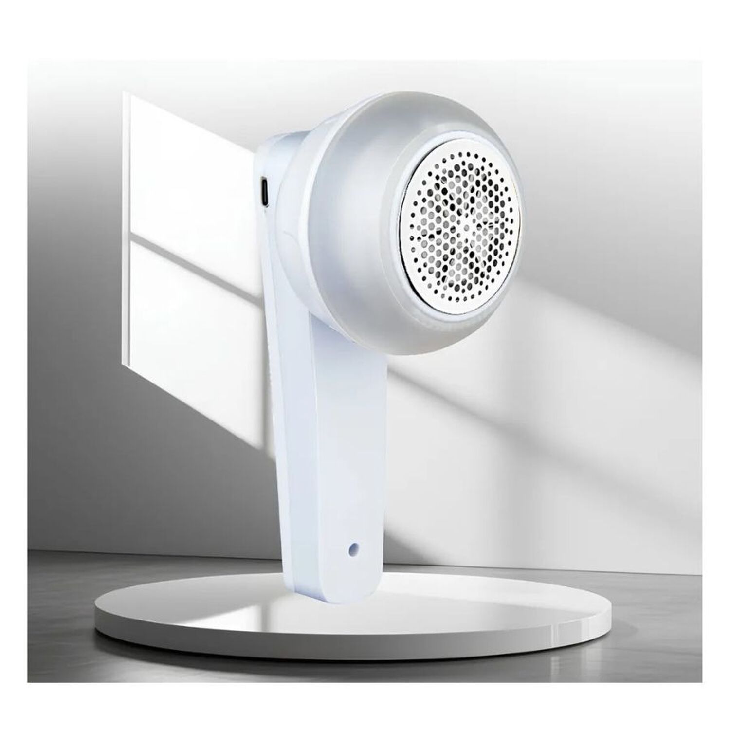 Quita Pelusas Ropa El&eacute;ctrico Recargable Surker Blanco image number 3.0