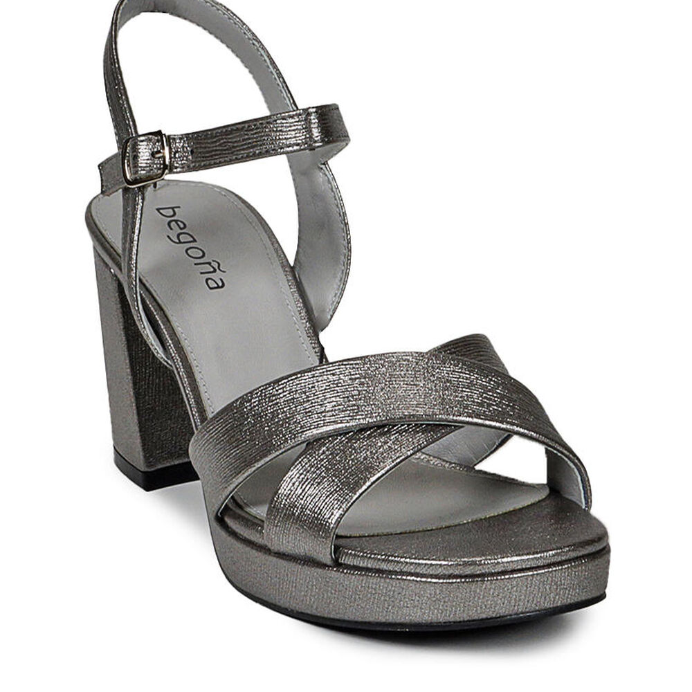 Sandalia Jordina Plateado image number 2.0
