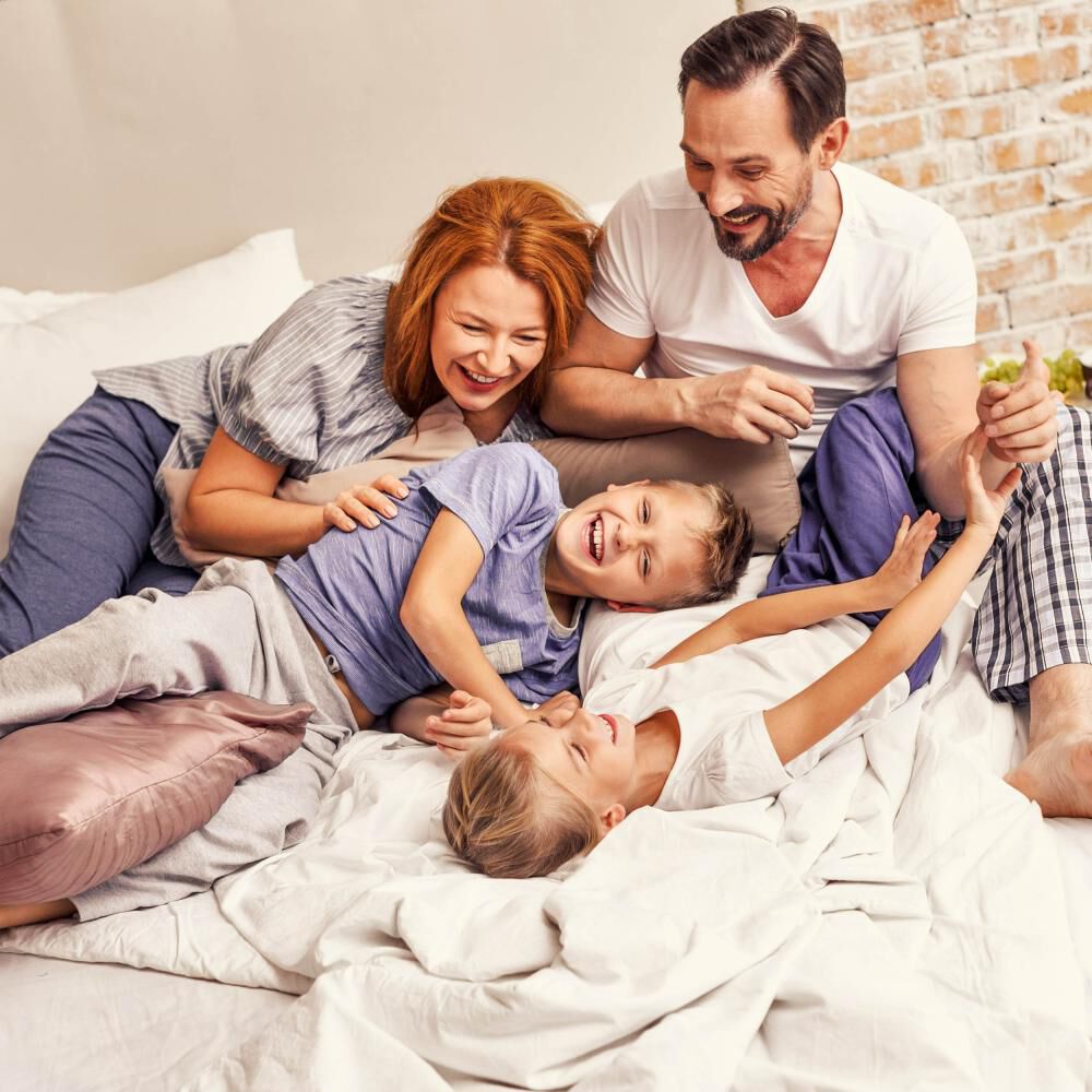 Cama Europea Cic Cocopedic / King / Base Normal + Set De Maderas image number 13.0