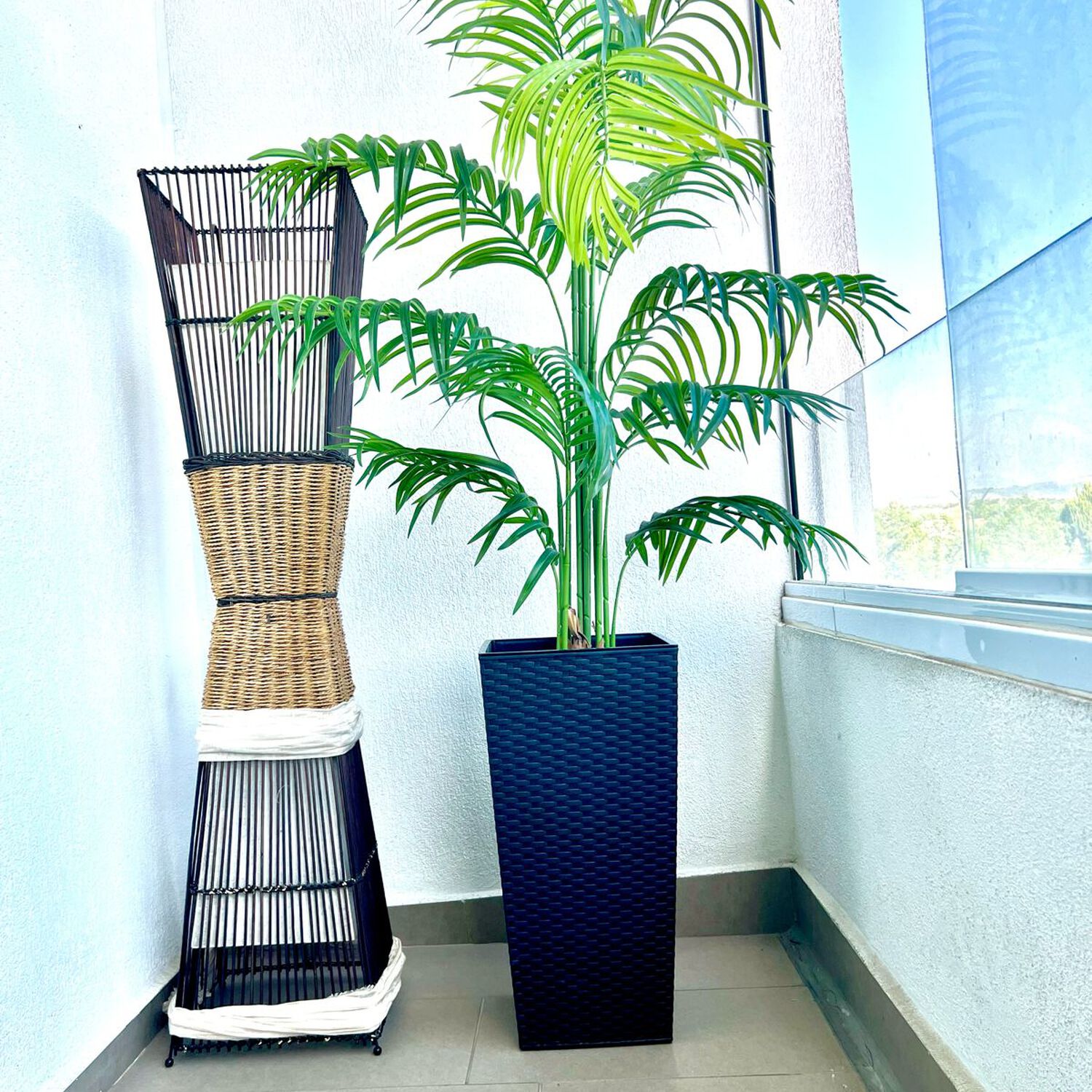 Planta Artificial Palmera Premium 150 Cm. / 12 Hojas image number 3.0