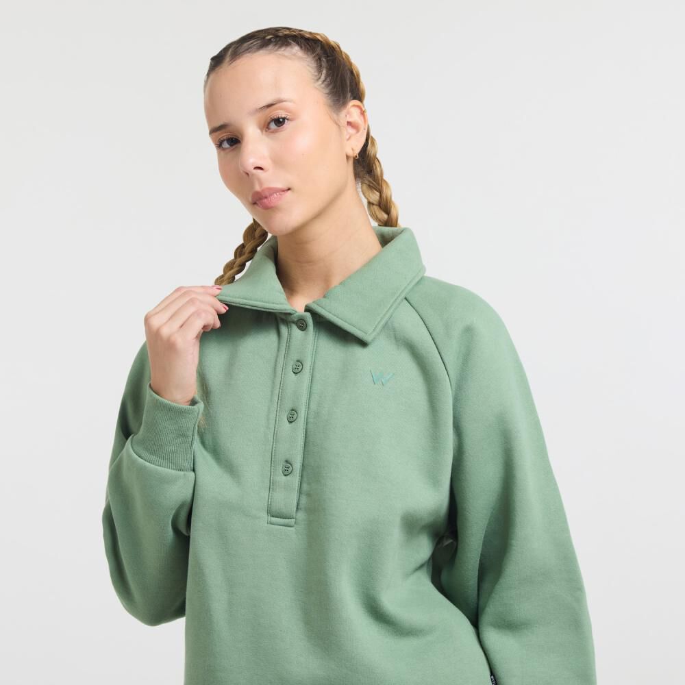 Polerón Deportivo Liso Regular Cuello Camisero Abotonado Mujer Wetland image number 4.0