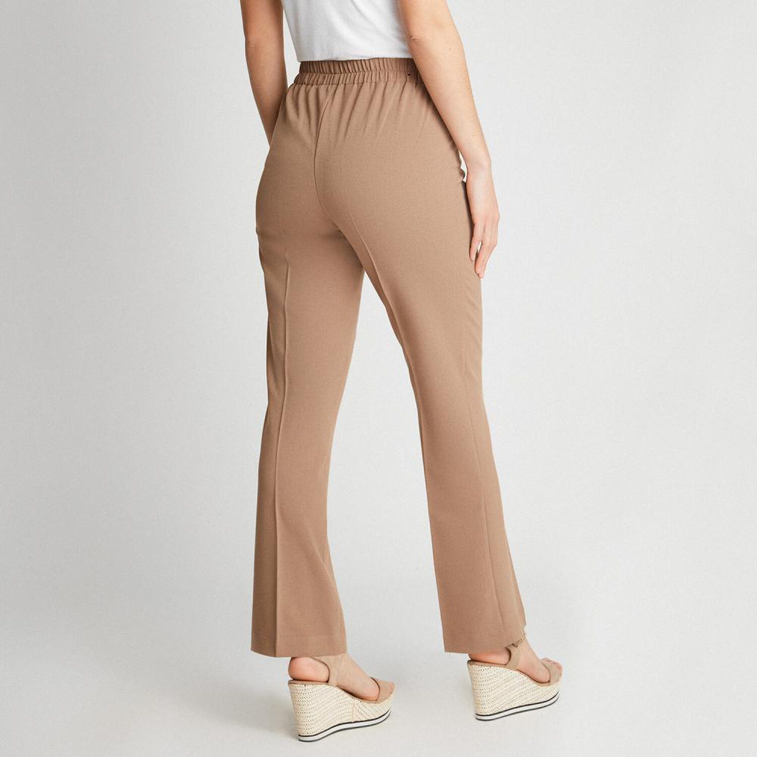 Pantal&oacute;n Tiro Medio Straight Mujer Lorenzo Di Pontti image number 2.0