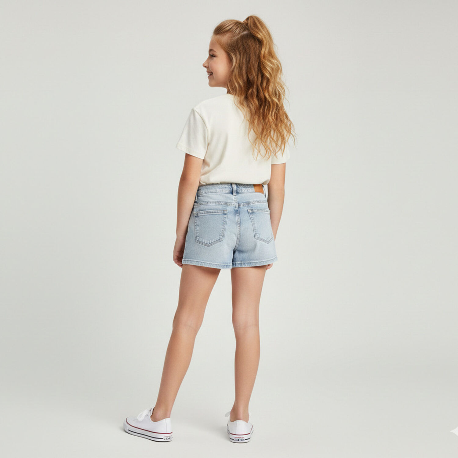 Falda Short Ni&ntilde;a Jeans Claro Ideal Verano image number 1.0