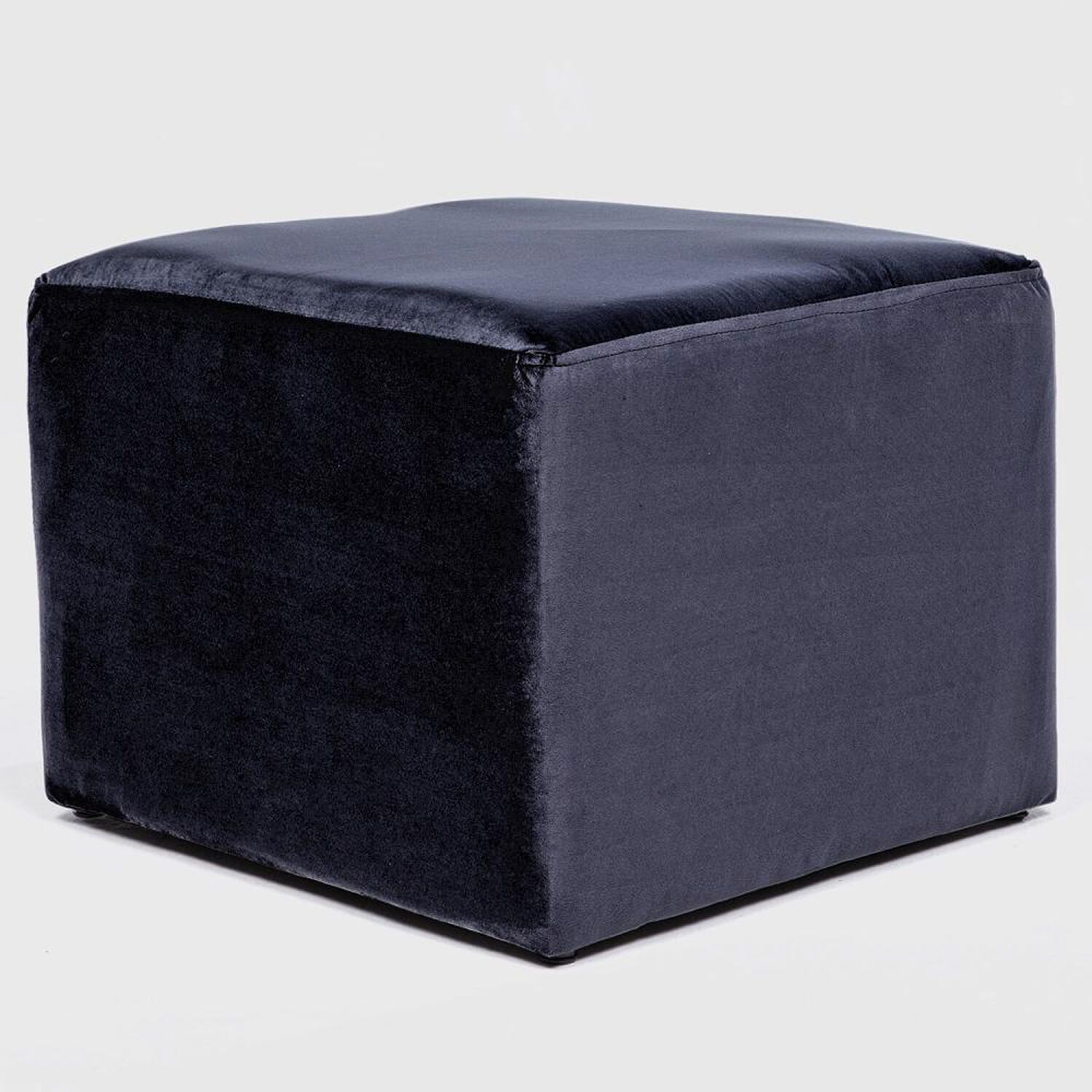 Sof&aacute; Almore Paris + 2 Pouf / 5 Cuerpos image number 2.0