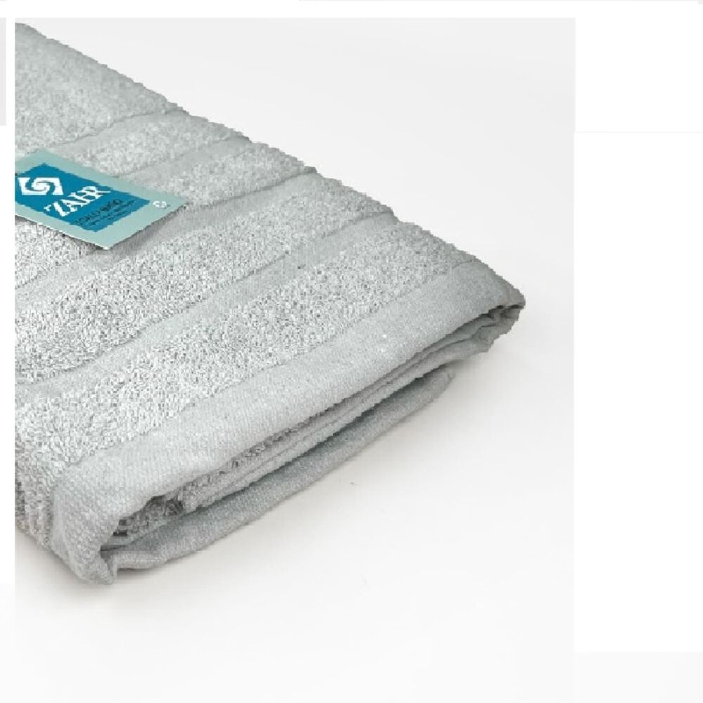 Toalla De Ba&ntilde;o Colecci&oacute;n 70x140 Centimetros / Gris Claro Zahr image number 0.0