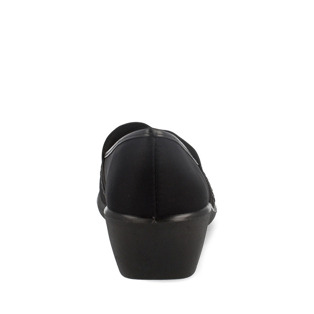 Mocasín Mujer Bata Newstar Negro image number 3.0