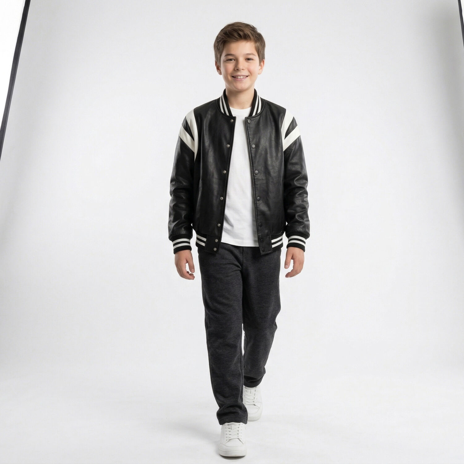 Chaqueta Universitaria Ecocuero Para Ni&ntilde;os image number 0.0