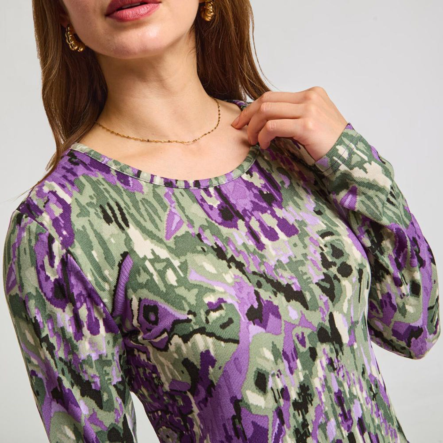 Sweater Print Regular Manga Larga Cuello Redondo Mujer Geeps image number 4.0