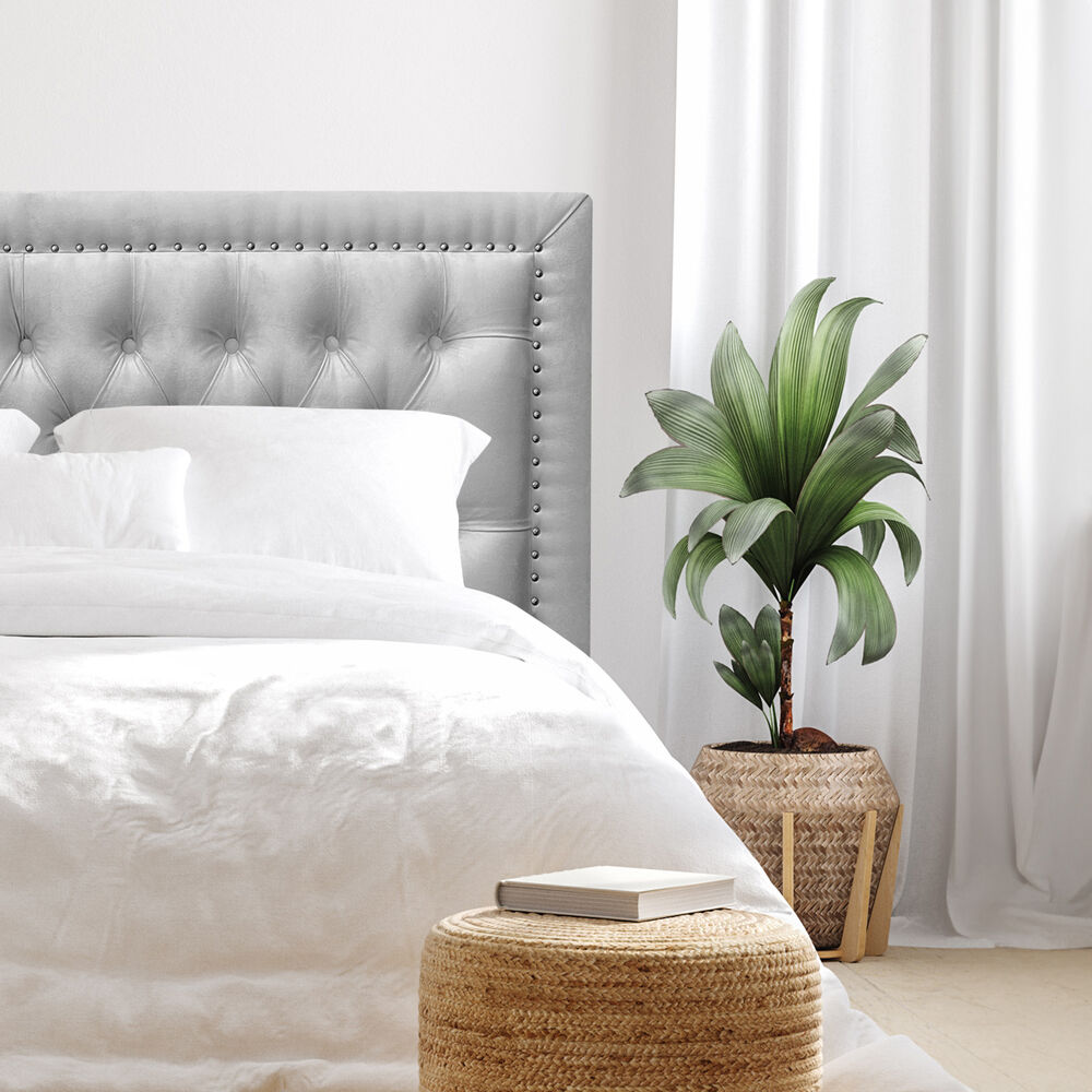 Respaldo De Cama Capitoné Frame Tachas Felpa Gris Plata Queen image number 1.0