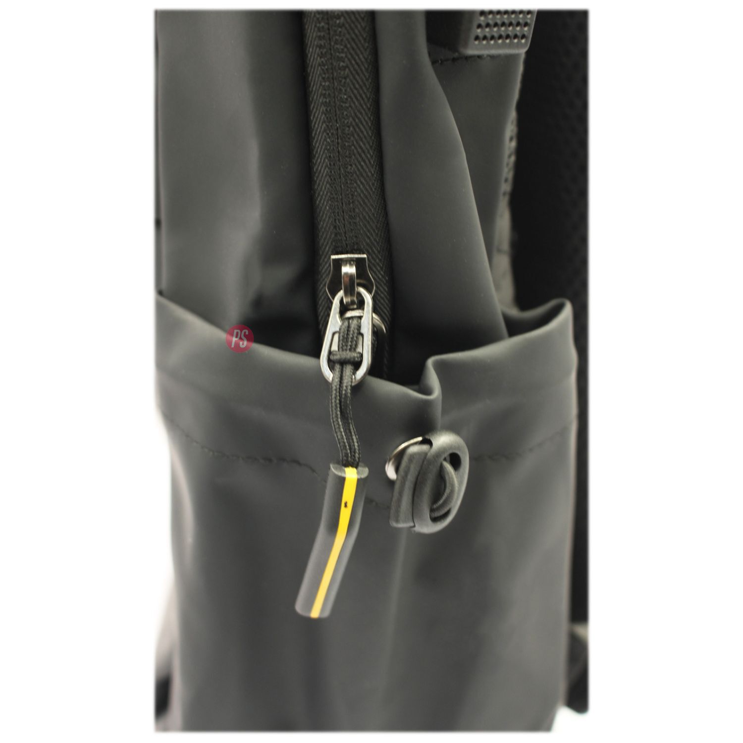 Mochila Negra Impermeable Con Cierre Delantero - Ps image number 2.0