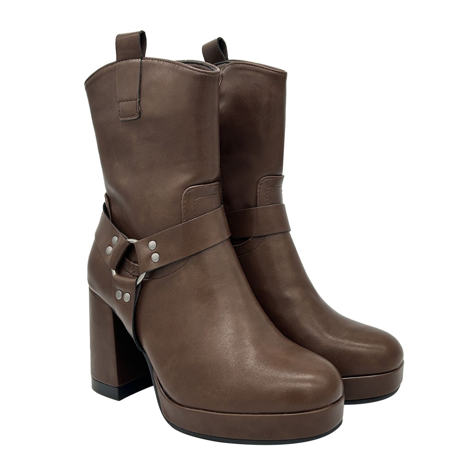 Bota Para Mujer Color Caf&eacute; Con Plataforma Y Detalles image number 1.0