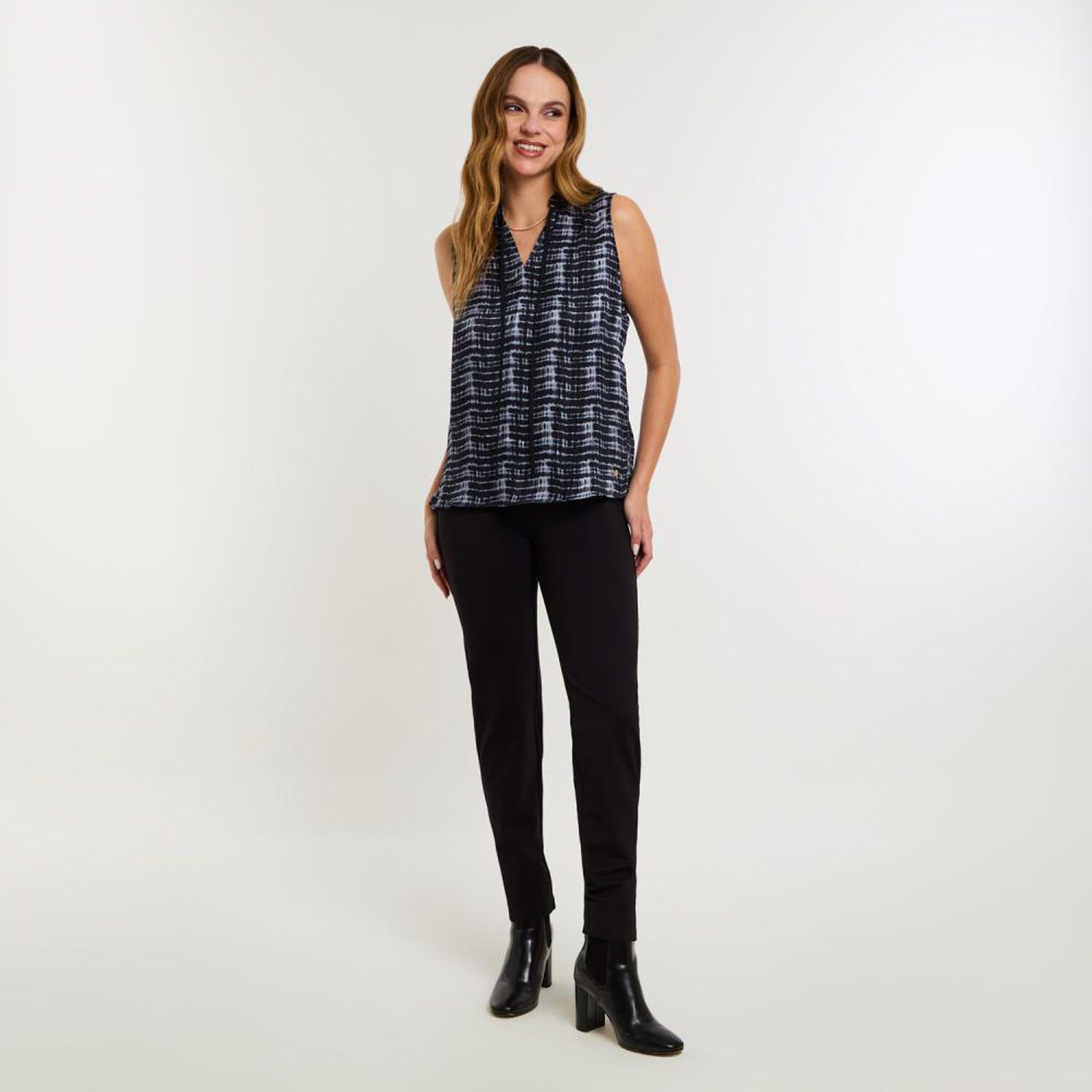 Blusa Animal Print Sin Mangas Cuello Mao Mujer Kimera image number 1.0