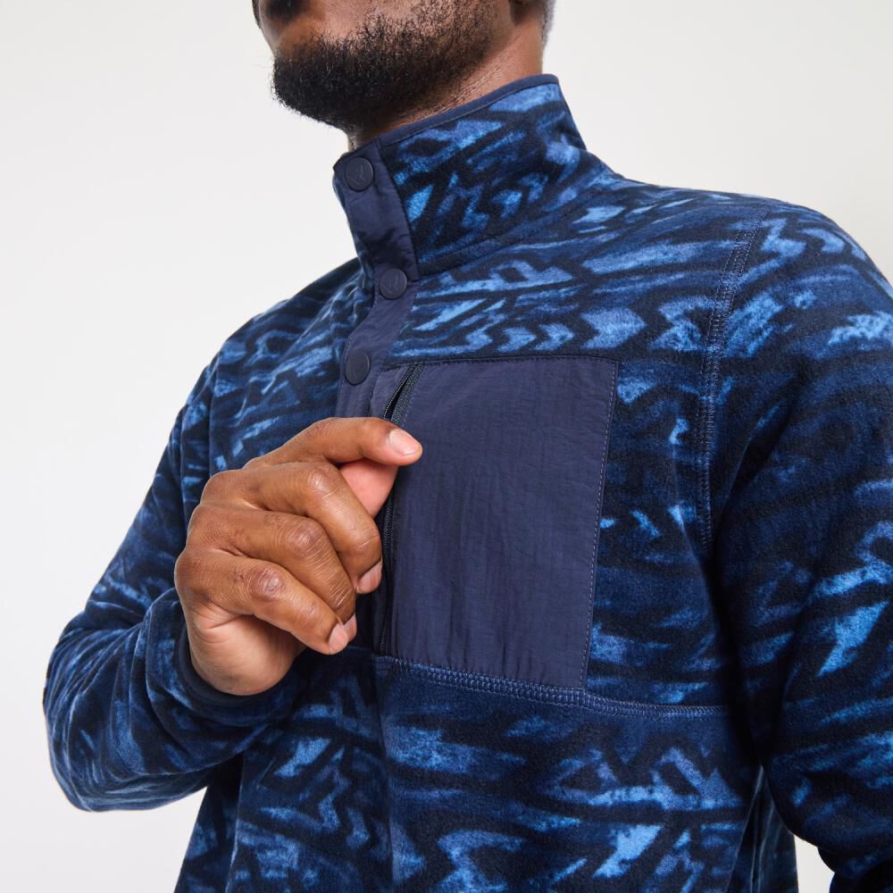 Poler&oacute;n Deportivo Rayas Regular Cuello Redondo Hombre Wetland image number 4.0