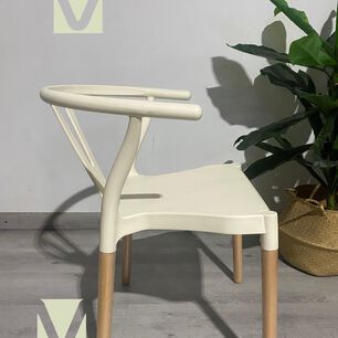Pack 4 Sillas De Comedor N&oacute;rdicas Polipropileno Patas Madera