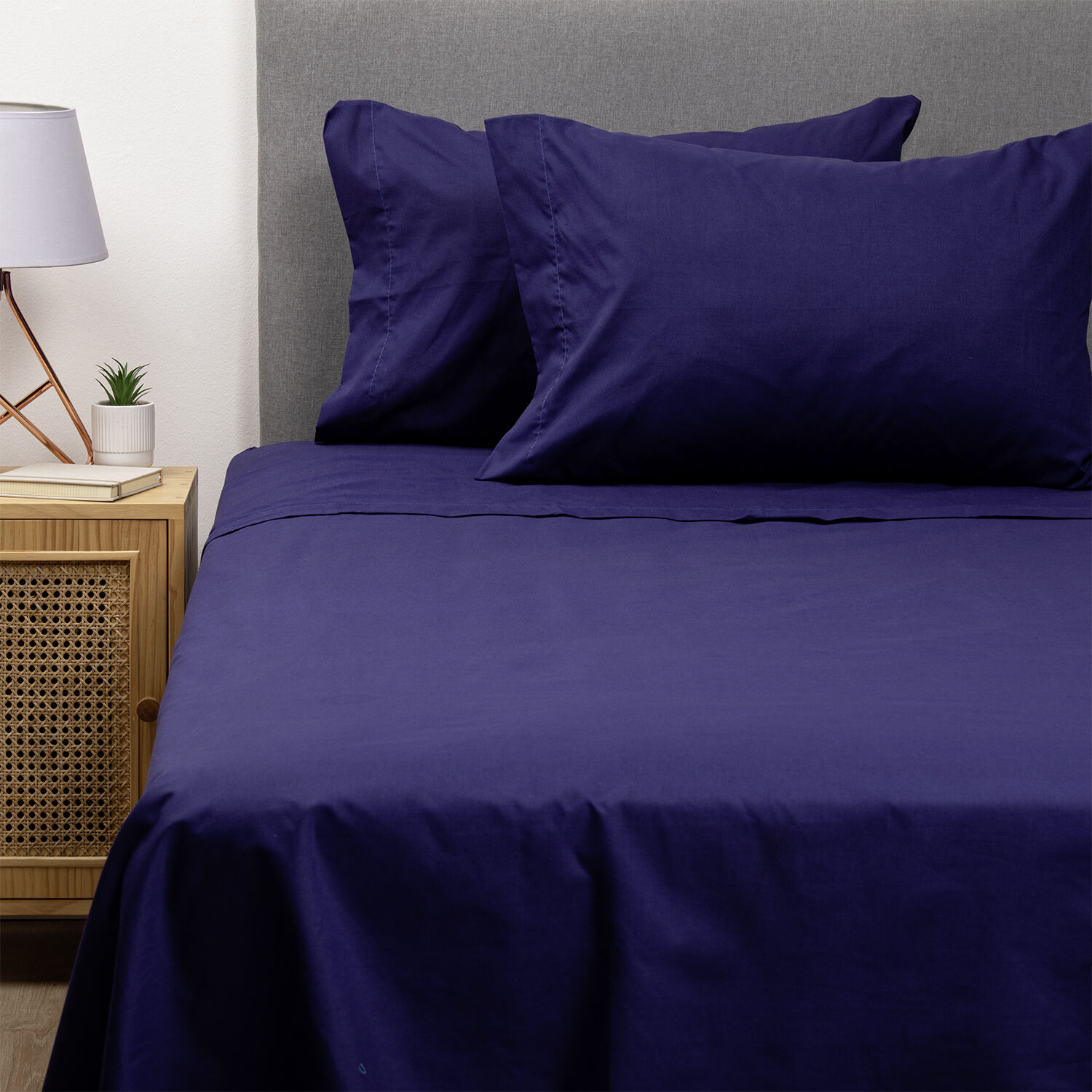 Pack 2 Sabanas Unicolor Arthome Azul + Blanca 2 Plazas 144 Hilos image number 2.0