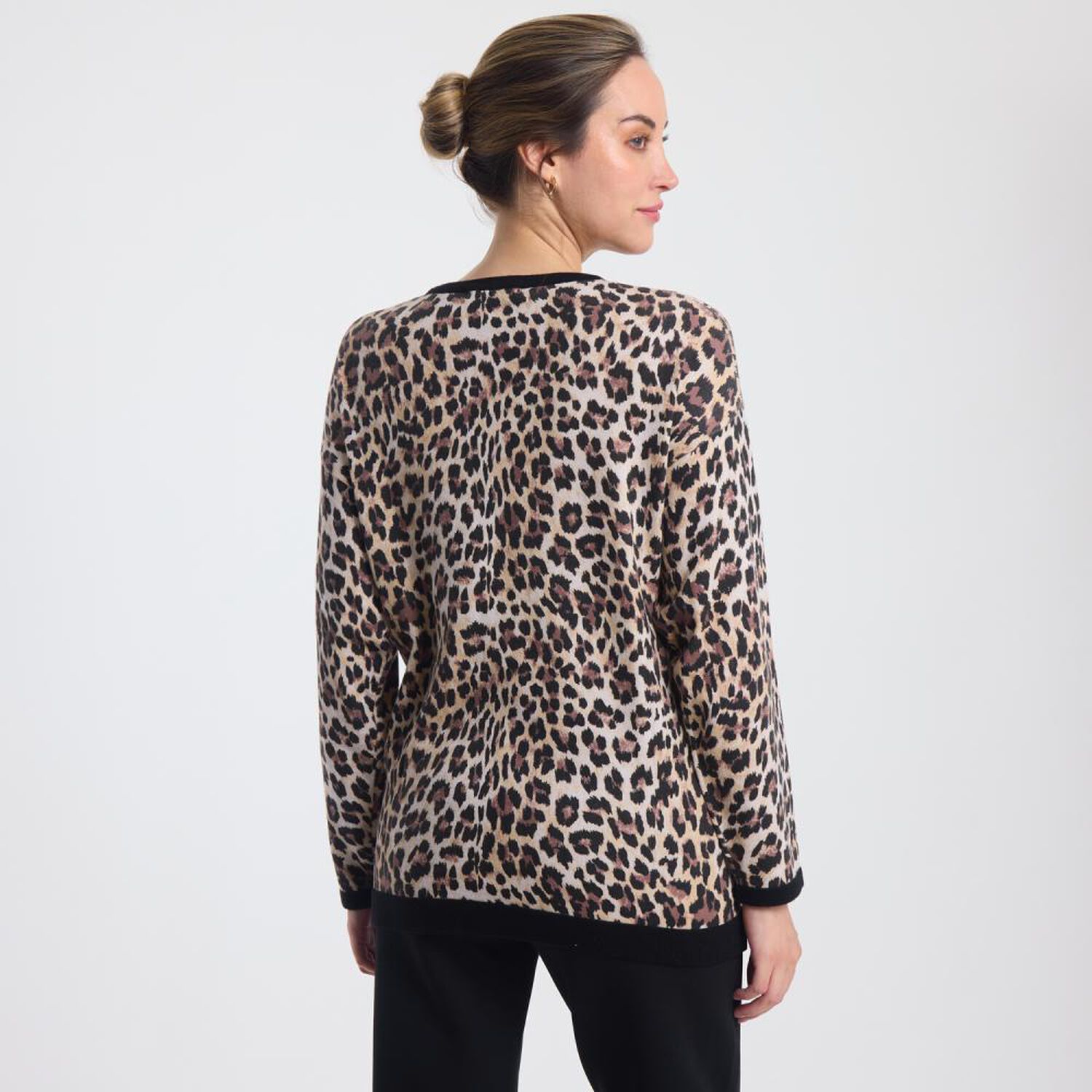 Sweater Animal Print Manga Larga Cuello Redondo Mujer Lesage image number 3.0