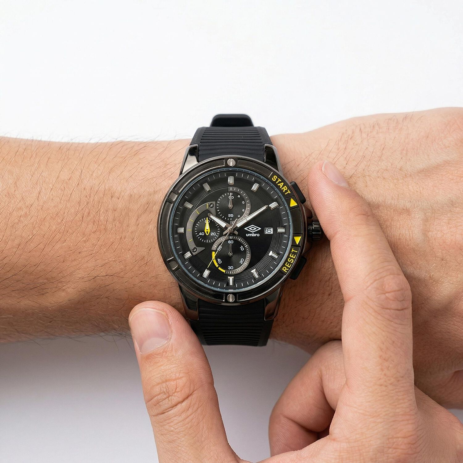 Reloj An&aacute;logo Hombre Umbro Plus Negro Umbp-1500-86 image number 3.0