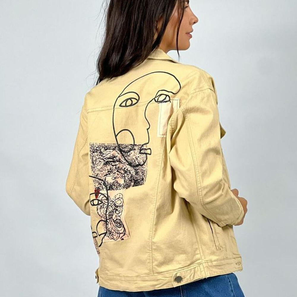 Chaqueta De Mezclilla Dorso Rostros Abstractos image number 8.0