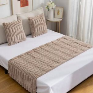 Set Piecera Premium + 2 Fundas Coj&iacute;n Caf&eacute;