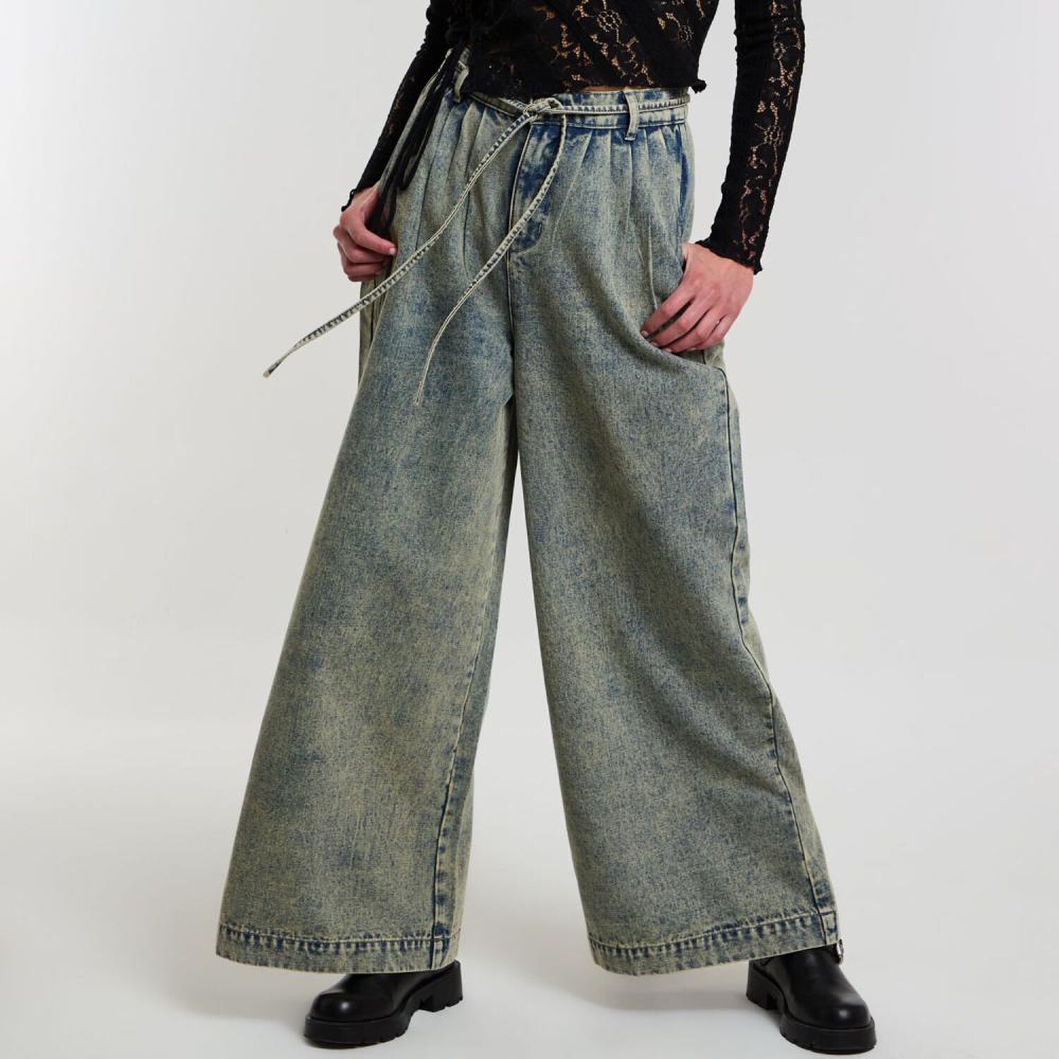 Jeans Tiro Medio Barrel Mujer Rolly Go image number 0.0