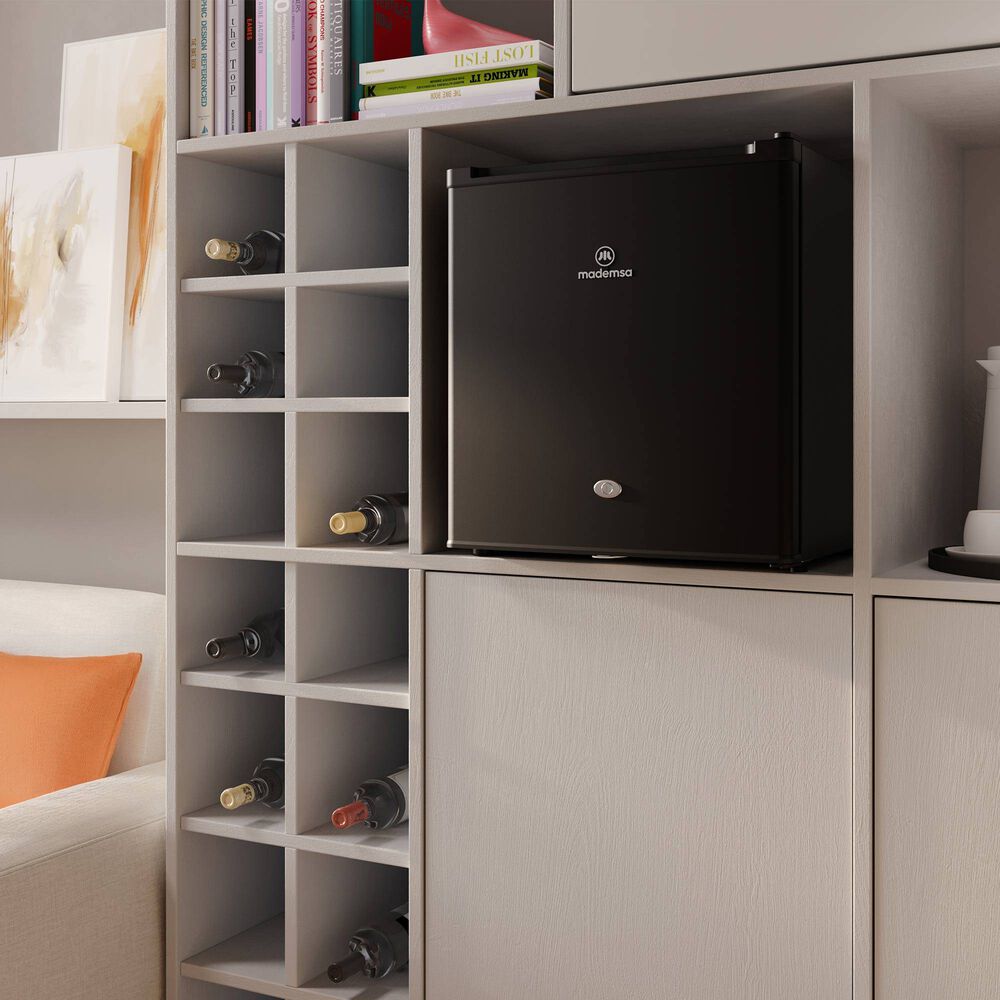 Frigobar 50l Fr&iacute;o Directo Con Llave Y Luz Led Mmb50blk Negro image number 7.0