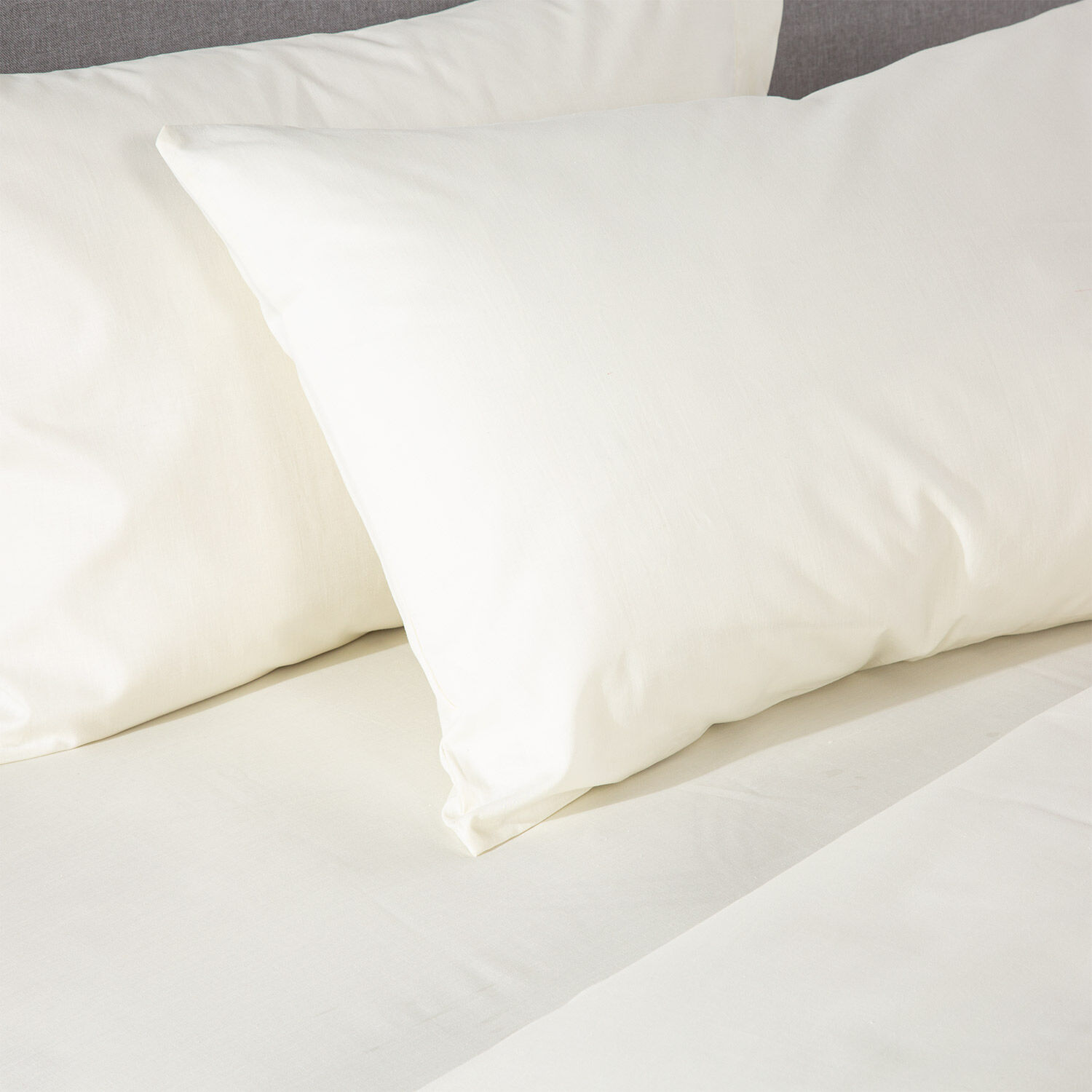 Plumon Bicolor Beige Blanco Arthome 1.5 Plaza image number 3.0