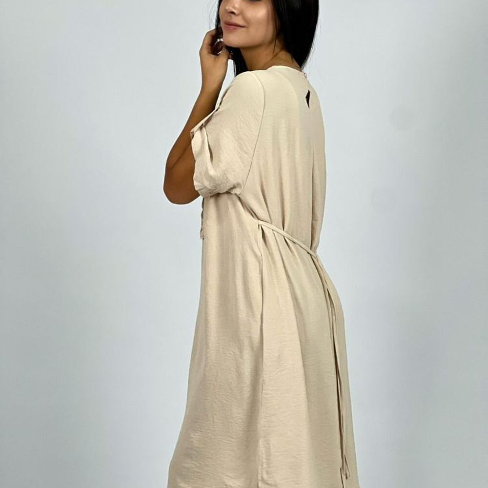 Vestido Crepe Holgado Circulo Con Brillo Beige Enigmática Boutique image number 5.0