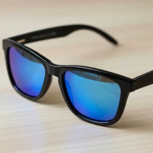 Lentes De Sol Bamb&uacute; Negro