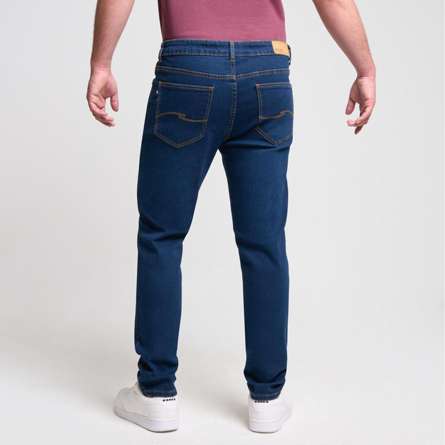 Jeans Tiro Medio Slim Hombre Skuad image number 3.0