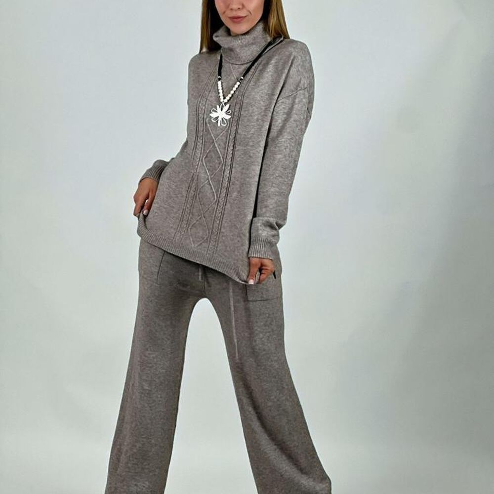 Conjunto Lana Cuello Alto Trenzado Delantero image number 15.0