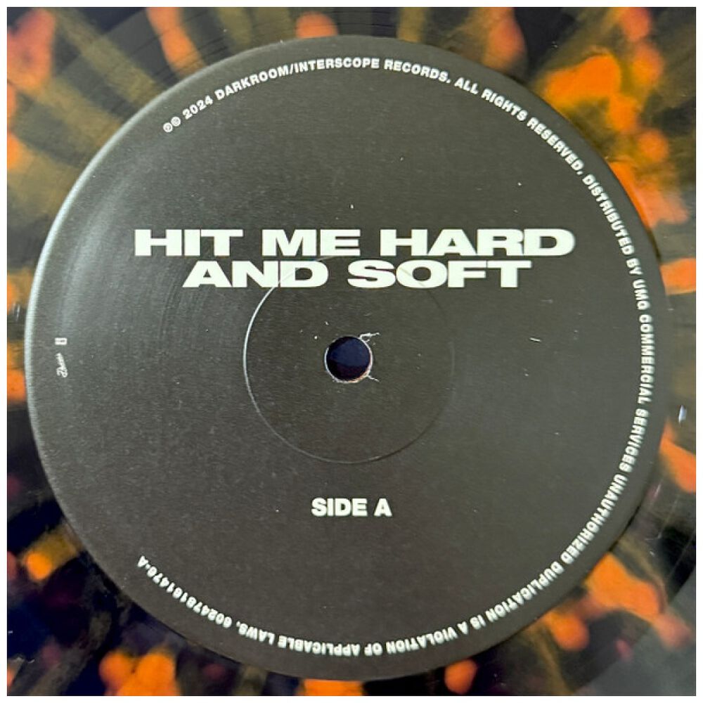 Billie Eilish - Hit Me Hard And Soft (2lp) (blue/orange Splatter) (anniversary Edition) | Vinilo image number 3.0