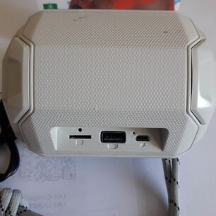 Parlante Bocina Altavoz Bluetooth Radio Fm