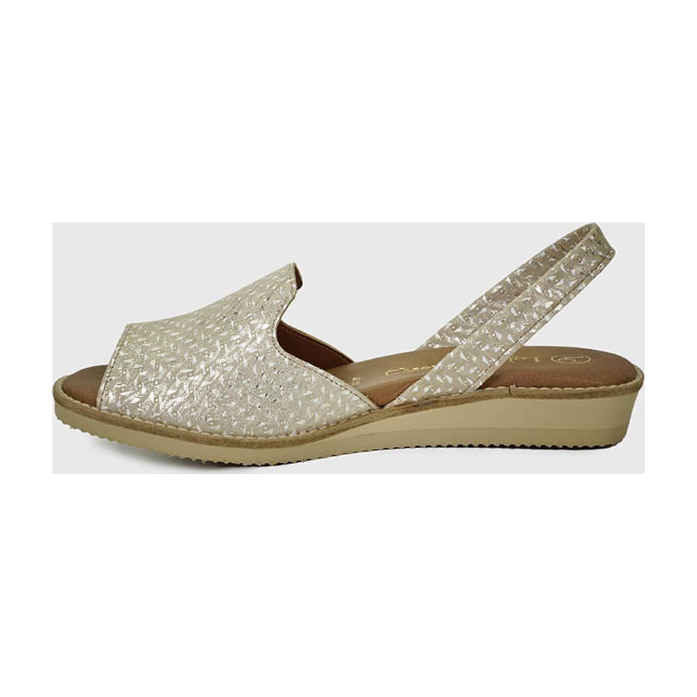 Sandalia Cuero Gigi Beige Metalizado image number 3.0