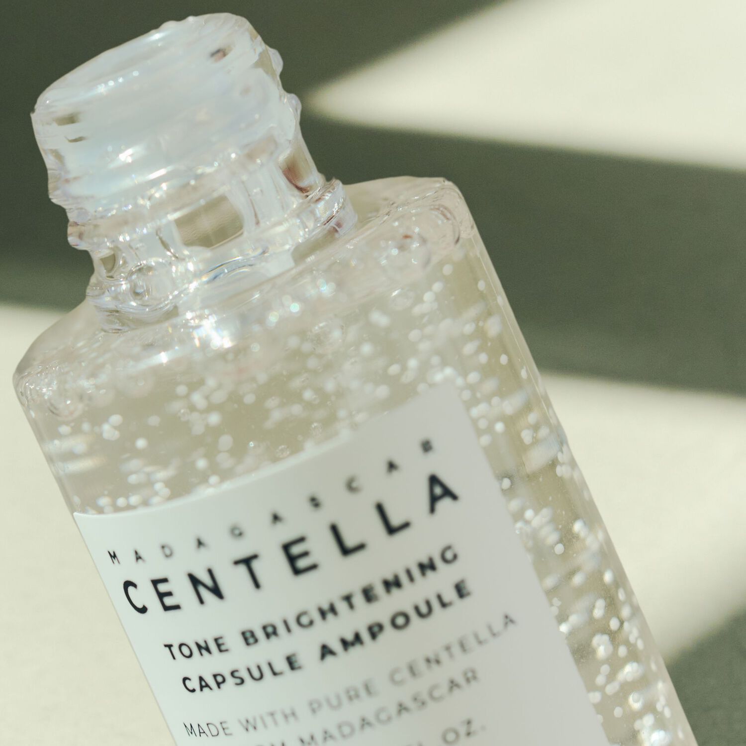 Mc Tone Brightening Capampoule30ml image number 2.0