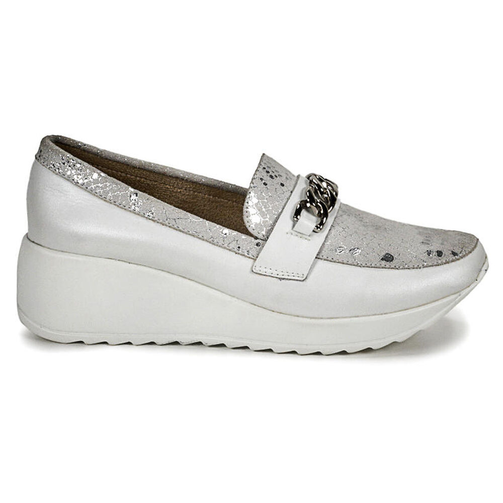 Mocasín Cuero Venisia Gris image number 1.0