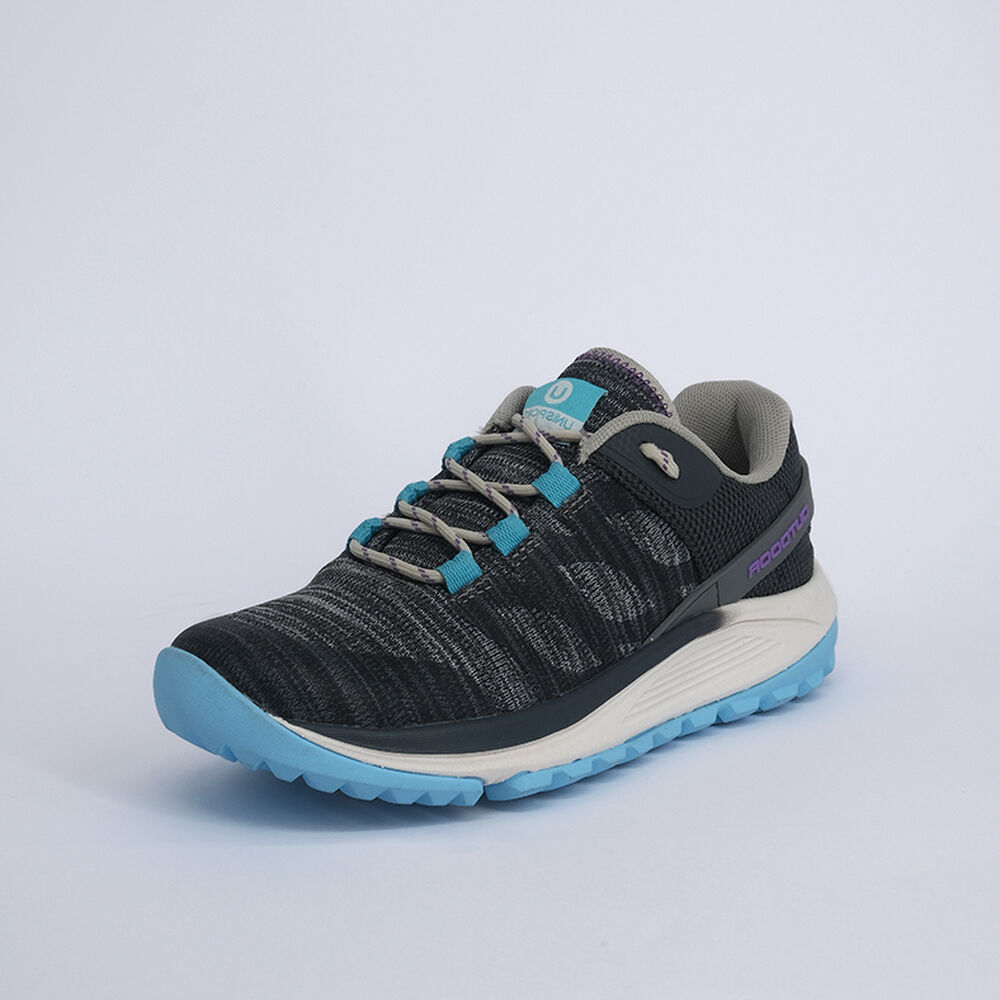 Zapatilla Outdoor Monch Gris Uns image number 0.0