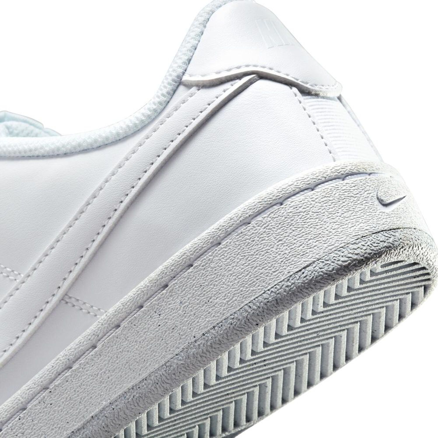 Zapatilla Urbana Mujer Nike Court Royale 2 Blanco image number 7.0