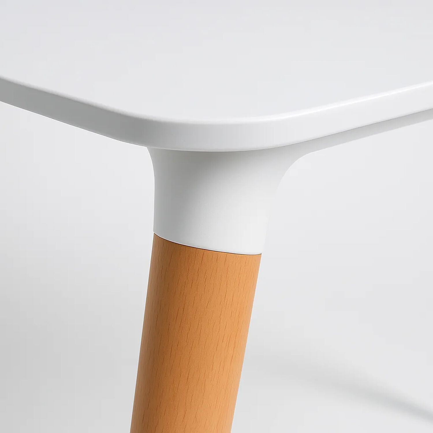 Mesa Cuadrada De Comedor Eames 80x80cm - Blanca image number 5.0