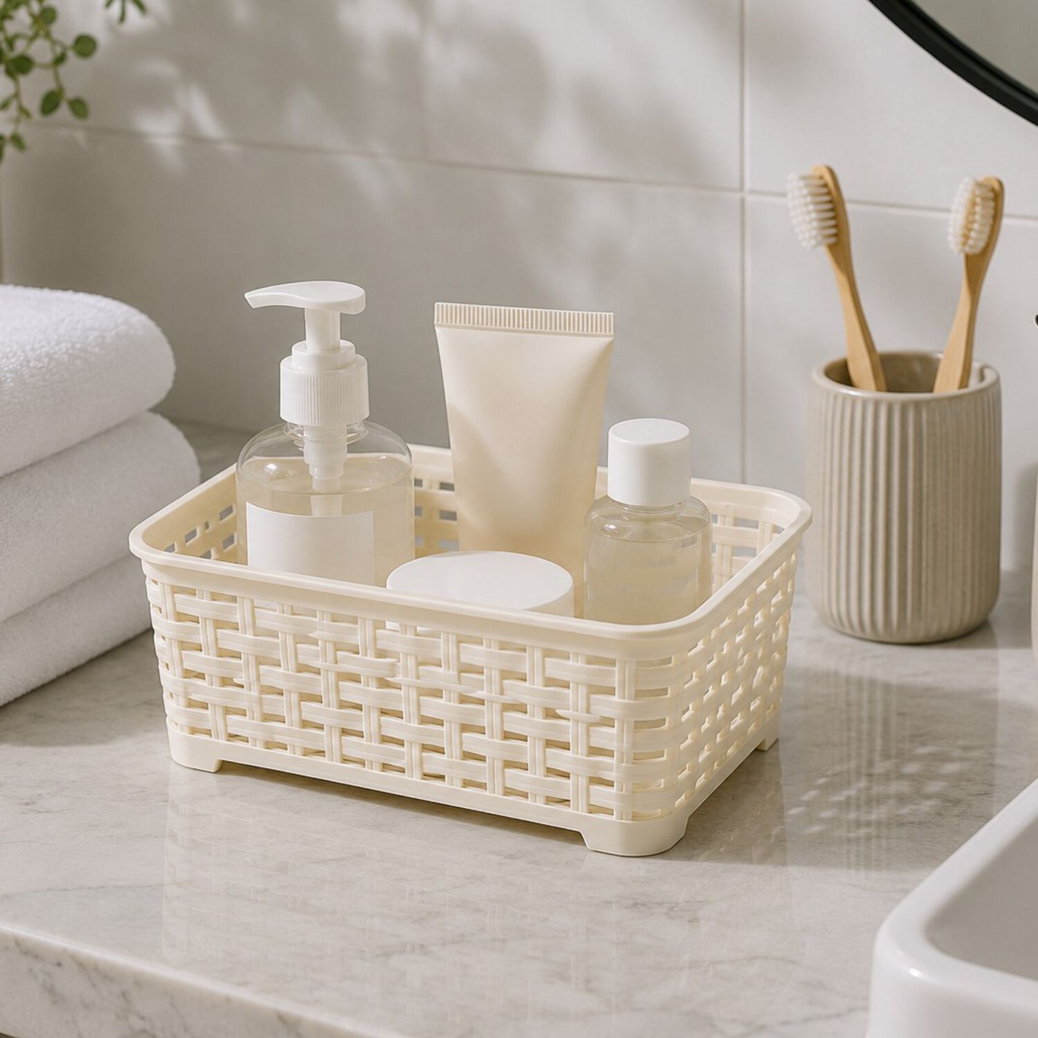 Canastilla Canasta Organizadora Multiusos Dise&ntilde;o Rattan 1.4 Litros Marca Reyplast Color Beige image number 1.0