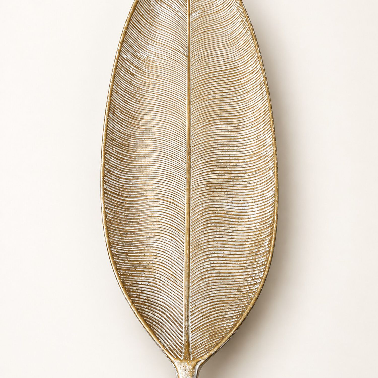 Bandeja Decorativa Forma De Hoja Estilo Moderno Organico 59 Cm Color Blanco Dorado image number 4.0