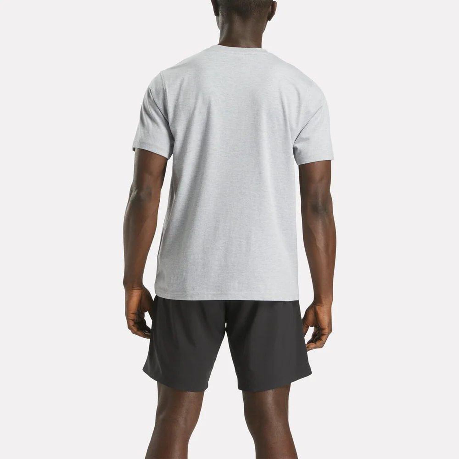 Polera Reebok Chad Big Logo Crew Neck image number 3.0