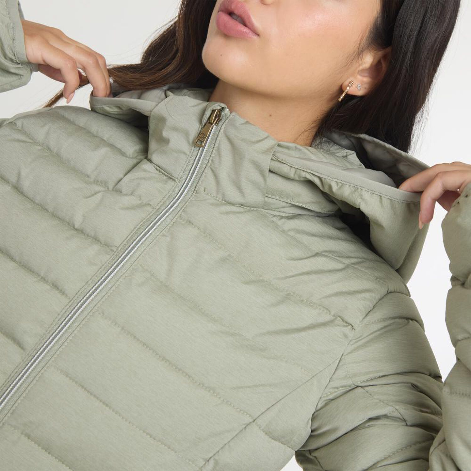 Parka Regular Cuello Alto Con Capucha Mujer Ocean Pacific image number 4.0