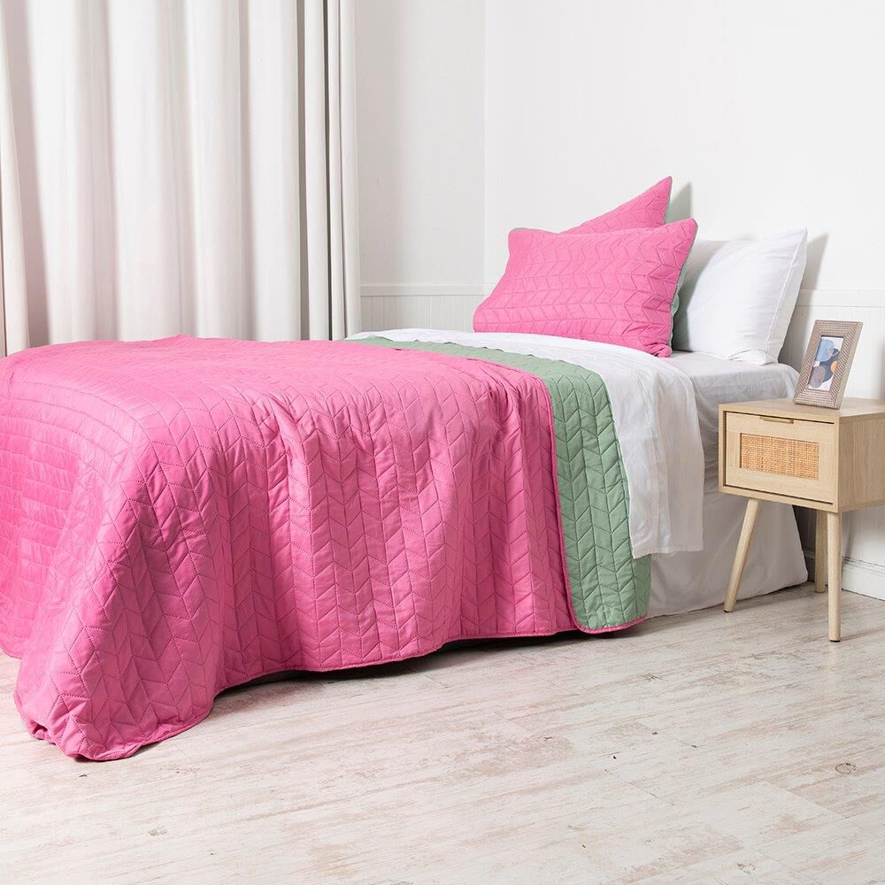 Cubrecama Quilt Liso 2 Plazas Rosado - Verde image number 1.0