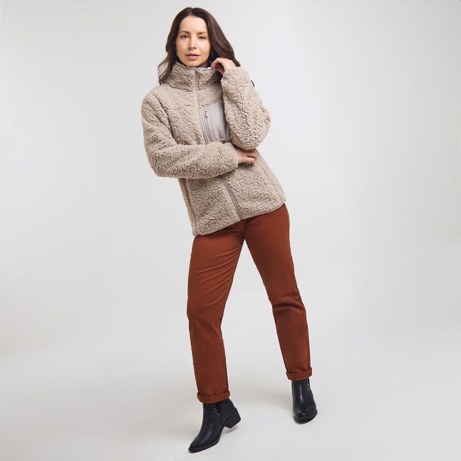 Poler&oacute;n Sherpa Regular Cuello Alto Medio Cierre Mujer Geeps image number 1.0